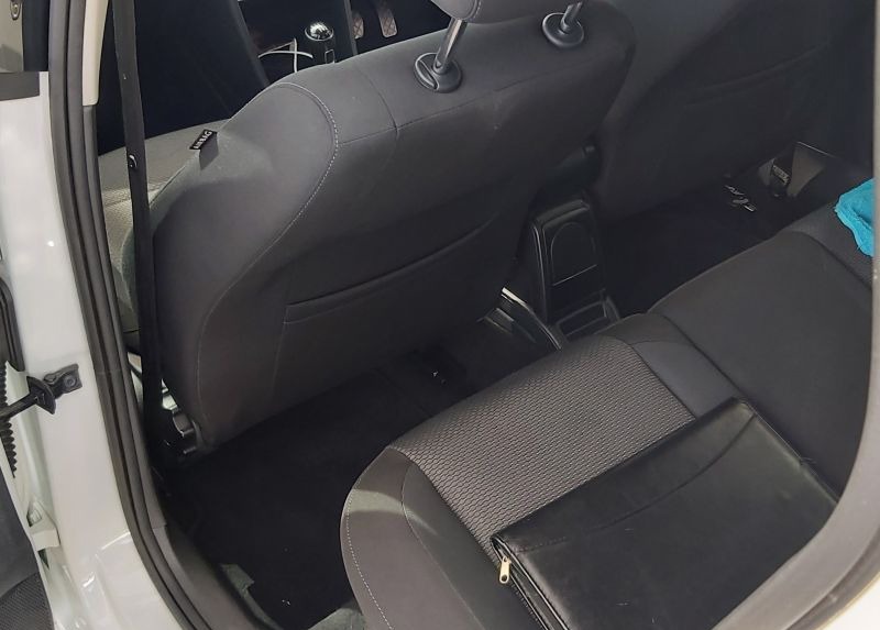2016 VOLKSWAGEN POLO 1.2 TSI HATCH - Image 8